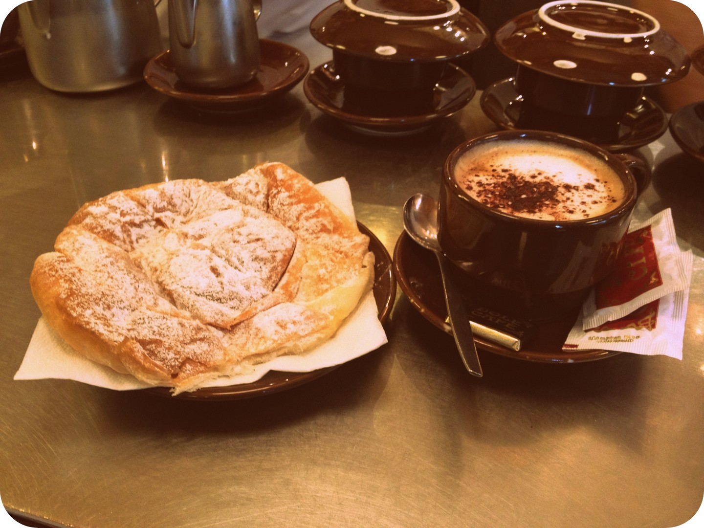 DOLE CAFÉ RESTAURANTES BARCELONA QUÉ SE CUECE EN BARCELONA BCN