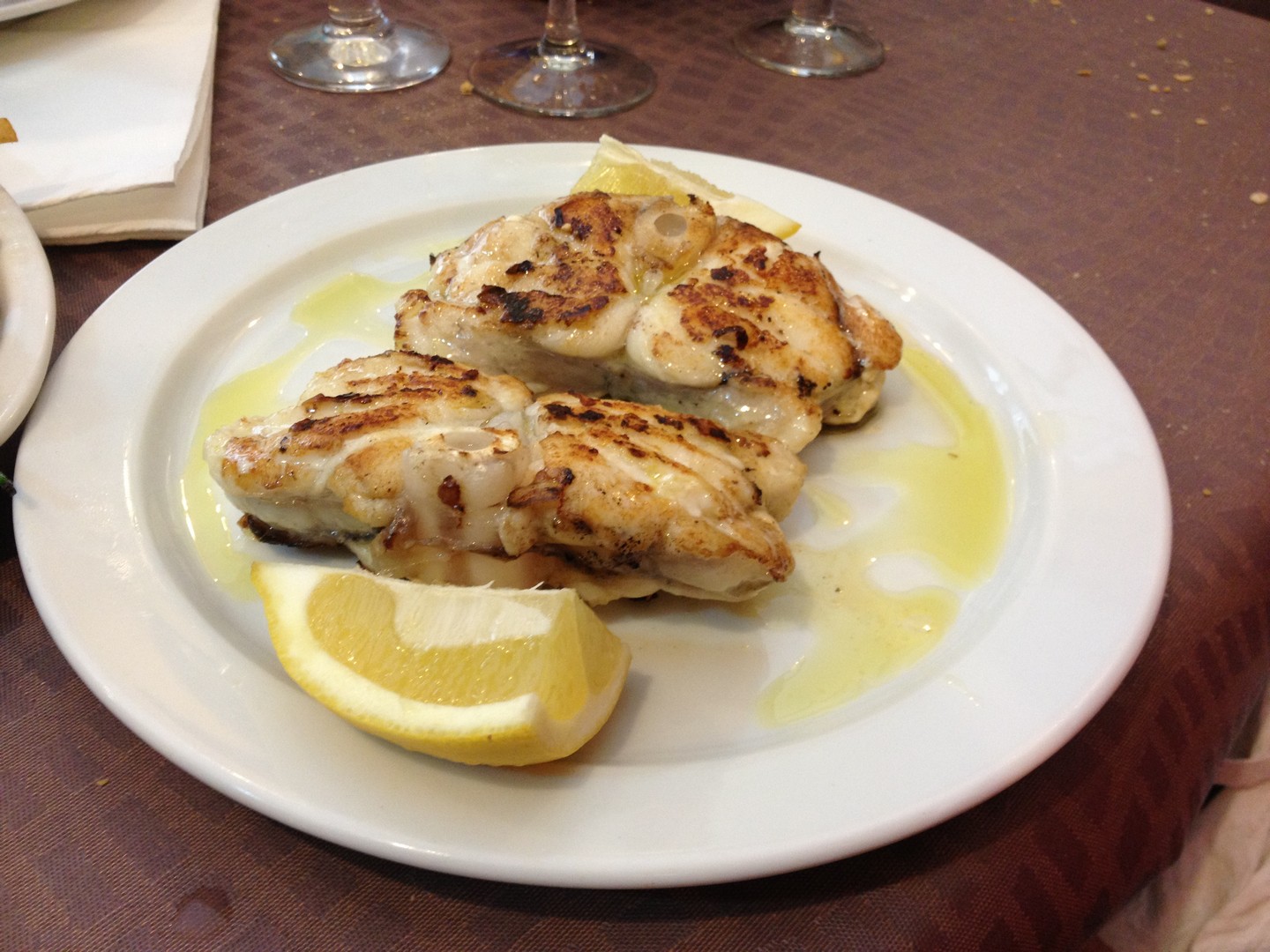 RAPE A LA PLANCHA RESTAURANTE MONTALBÁN CASA JOSÉ QUE SE CUECE EN BARCELONA BCN RESTAURANTES CON ENCANTO (9)
