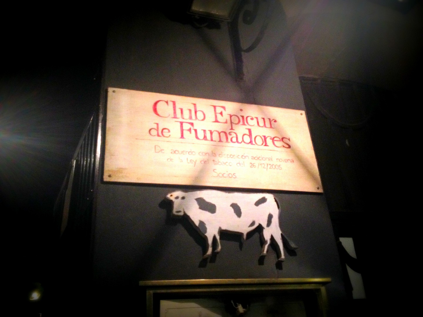 la vaquería restaurante fumadores que se cuece en bcn barcelona (1)