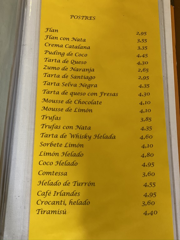 Tapas buenas y baratas en el restaurante La Esquinica en Barcelona